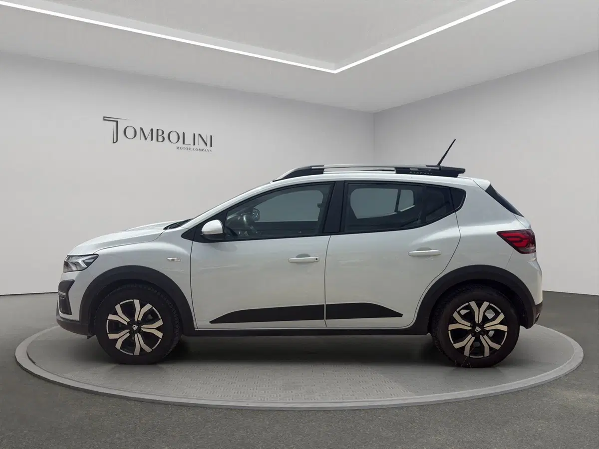 Dacia Sandero usata a Macerata (8)