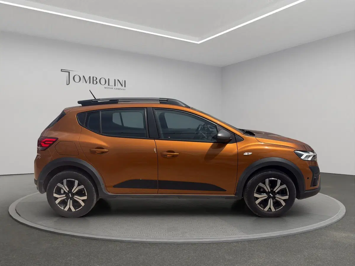 Dacia Sandero usata a Macerata (8)