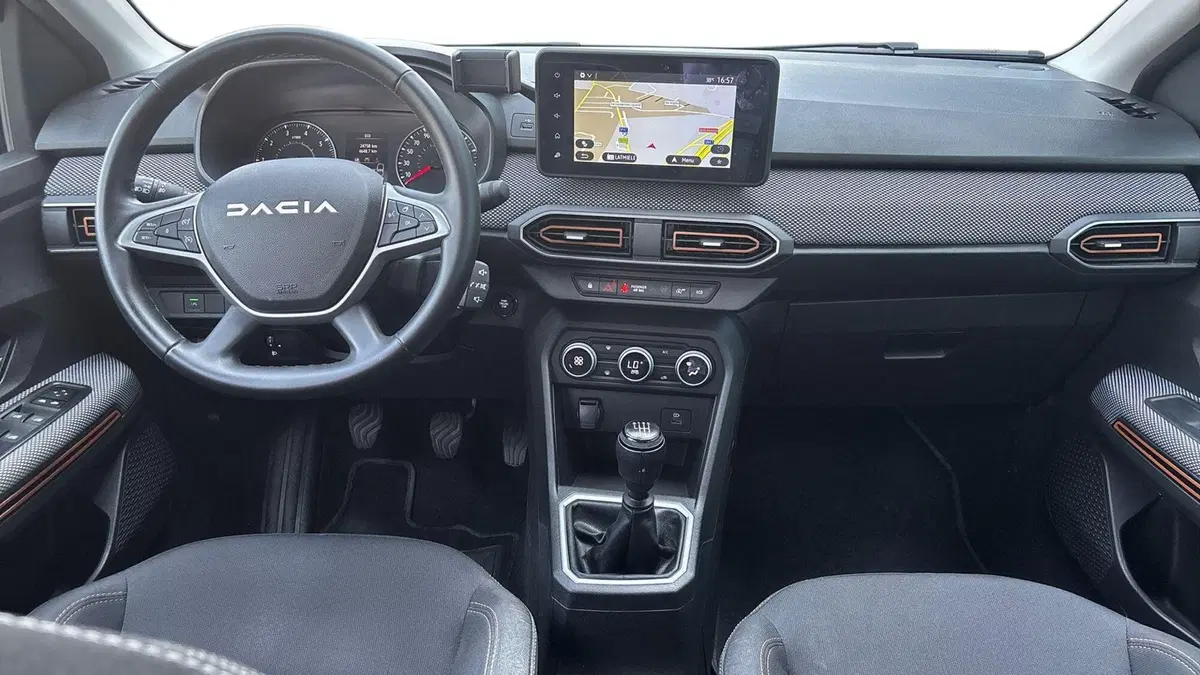 Dacia Sandero usata a Padova (10)