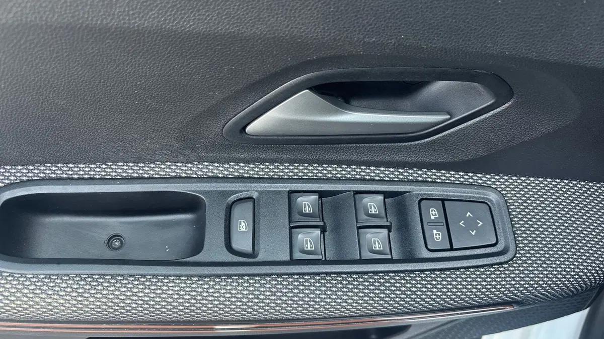 Dacia Sandero usata a Padova (16)