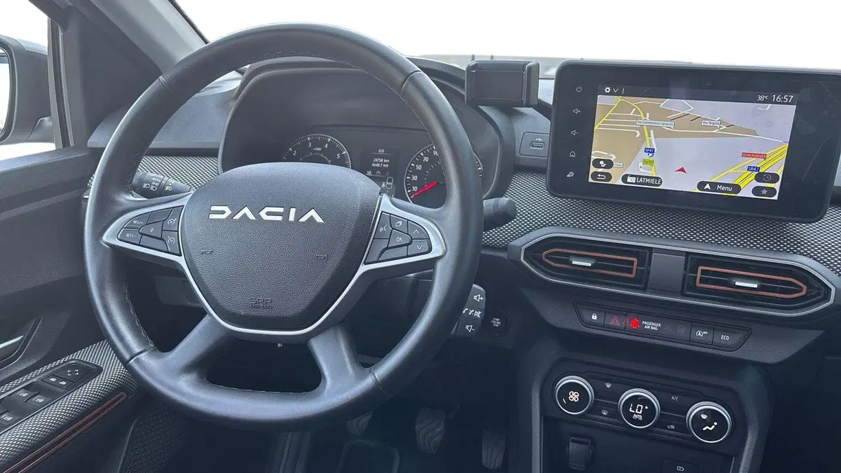 Dacia Sandero usata a Padova (9)