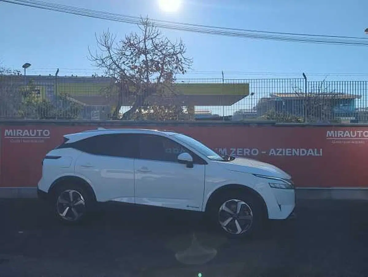 Nissan Qashqai usata a Roma