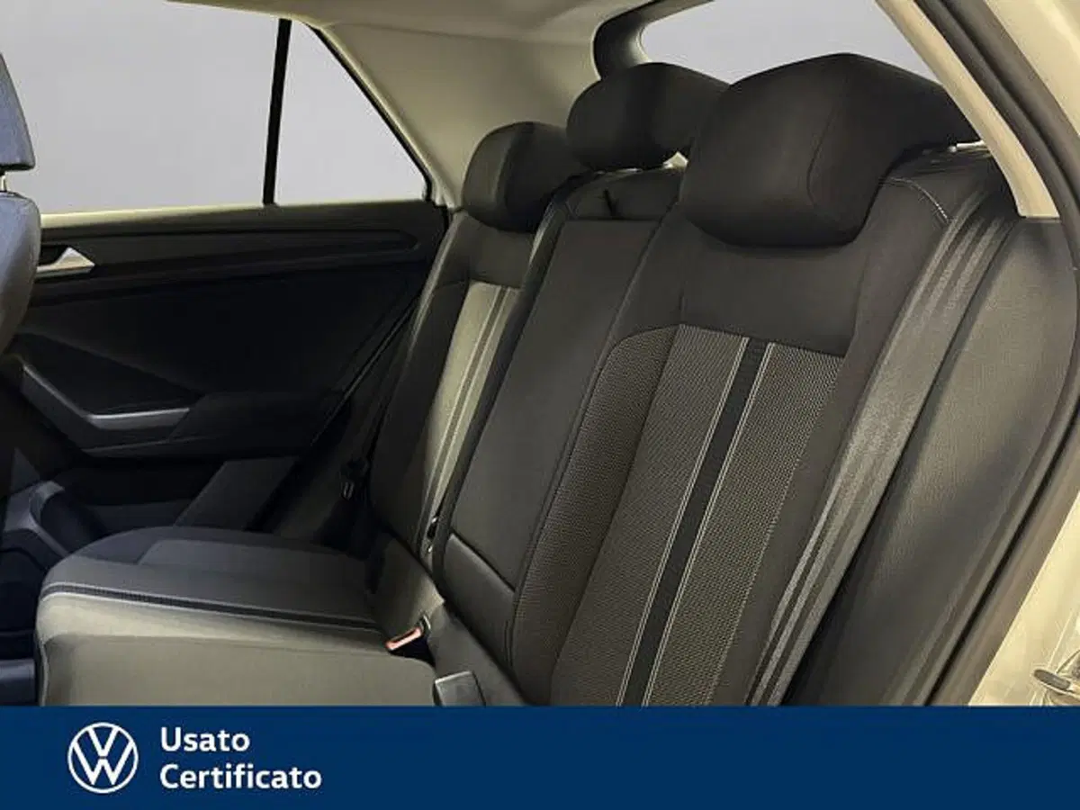 Volkswagen T-Roc usata a Vicenza (12)