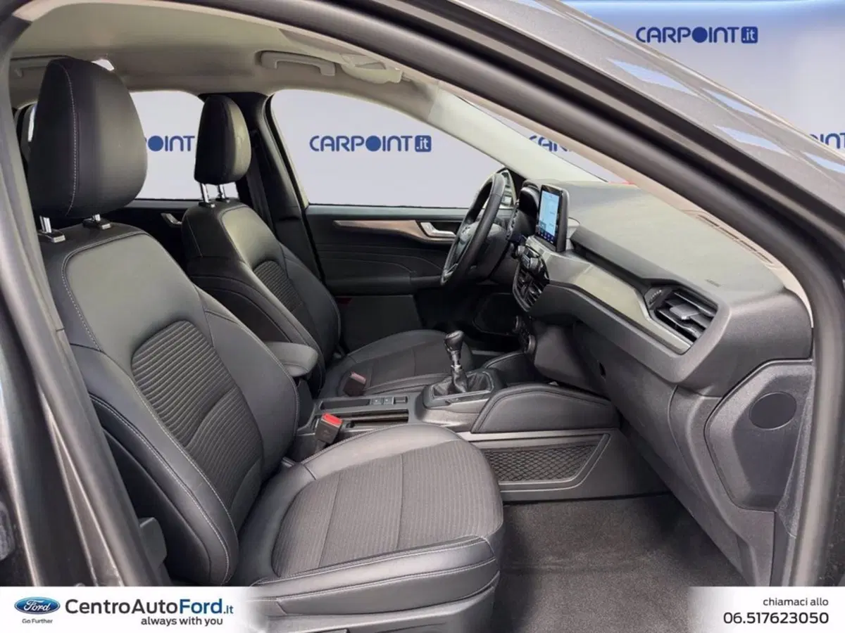 Ford Kuga usata a Roma (15)