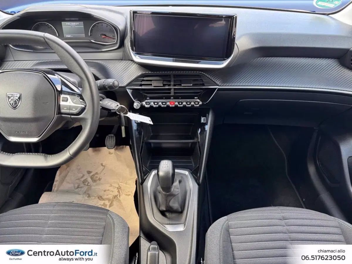 Peugeot 208 usata a Roma (11)