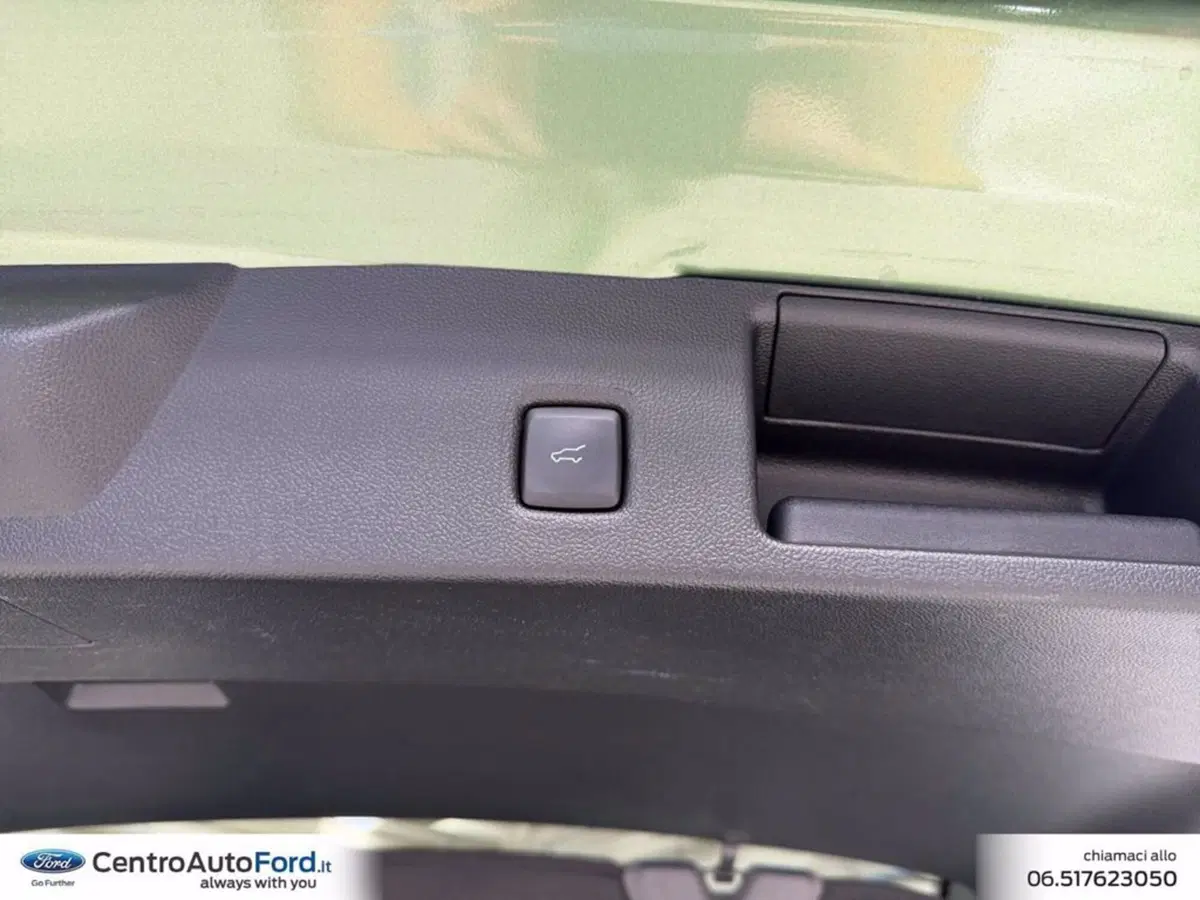 Ford Kuga usata a Roma (16)