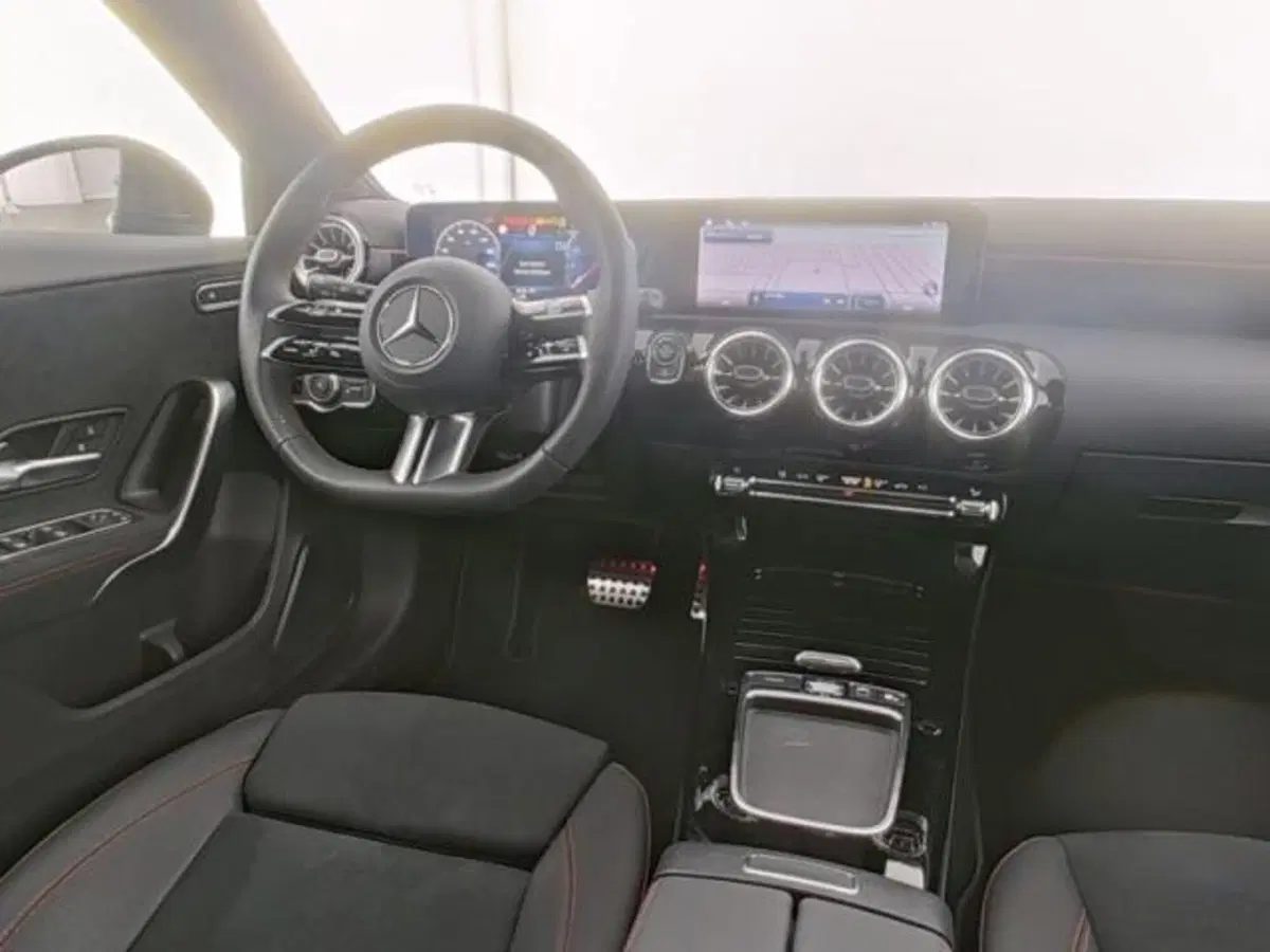 Mercedes-Benz Classe A usata a Milano (5)