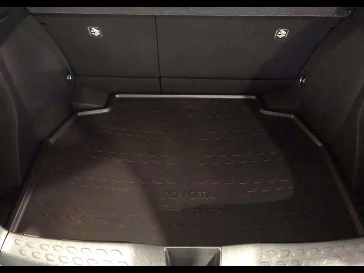 Toyota Toyota C-HR usata a Torino (12)