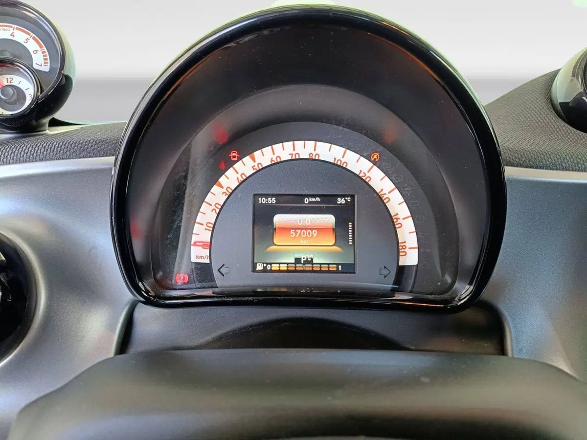 smart Fortwo usata a Ascoli Piceno (11)