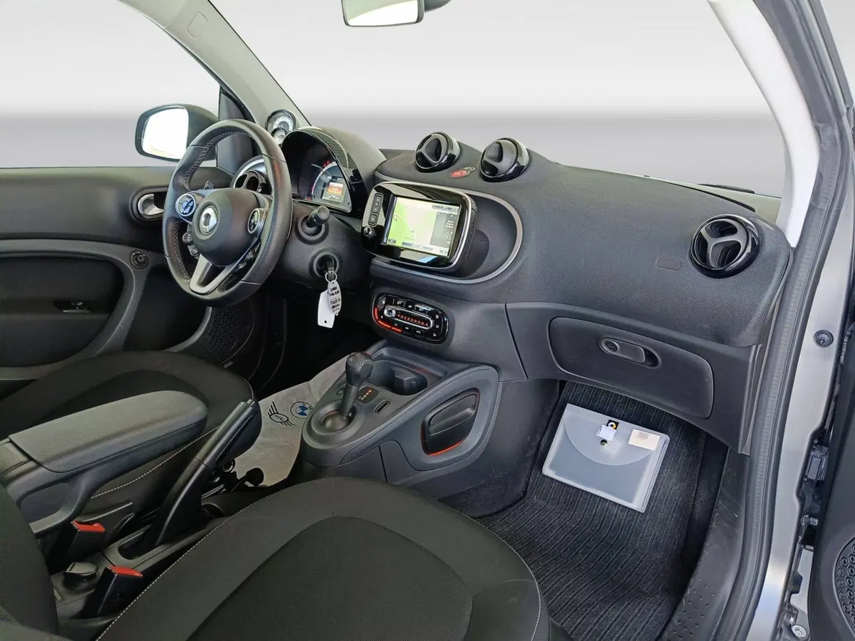 smart Fortwo usata a Ascoli Piceno (9)