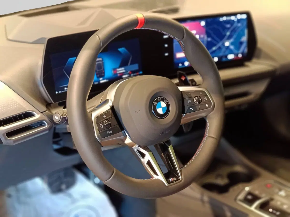 BMW Serie 1 nuova a Ascoli Piceno (10)