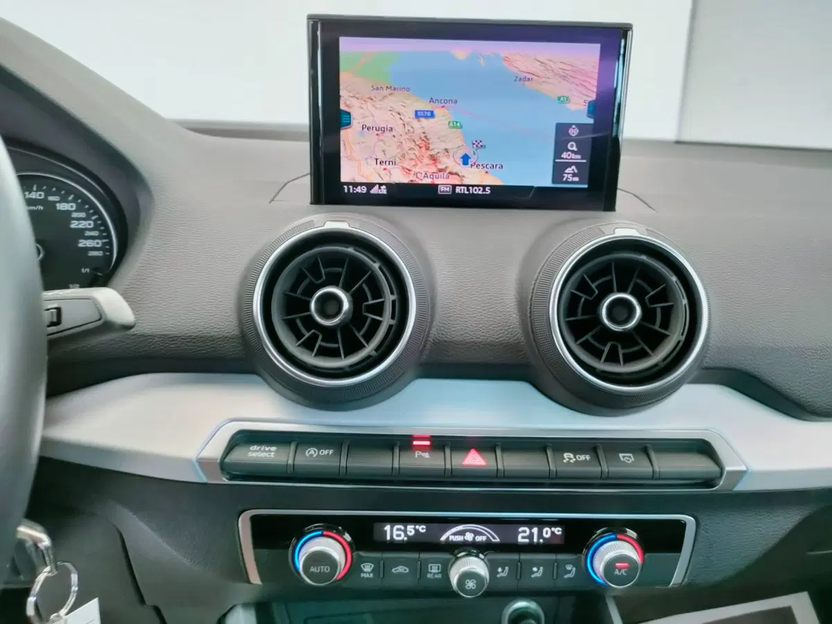 Audi Q2 usata a Ascoli Piceno (11)