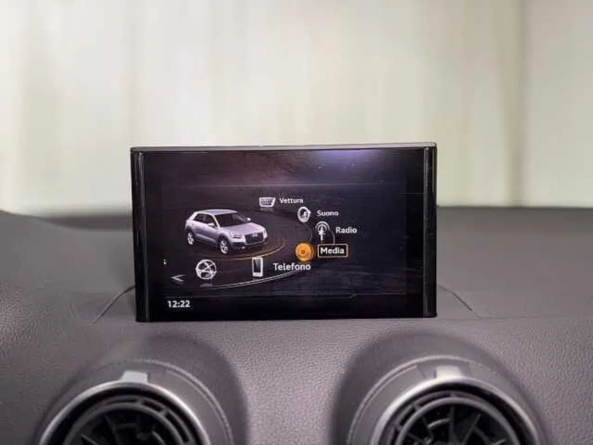 Audi Q2 usata a Genova (11)
