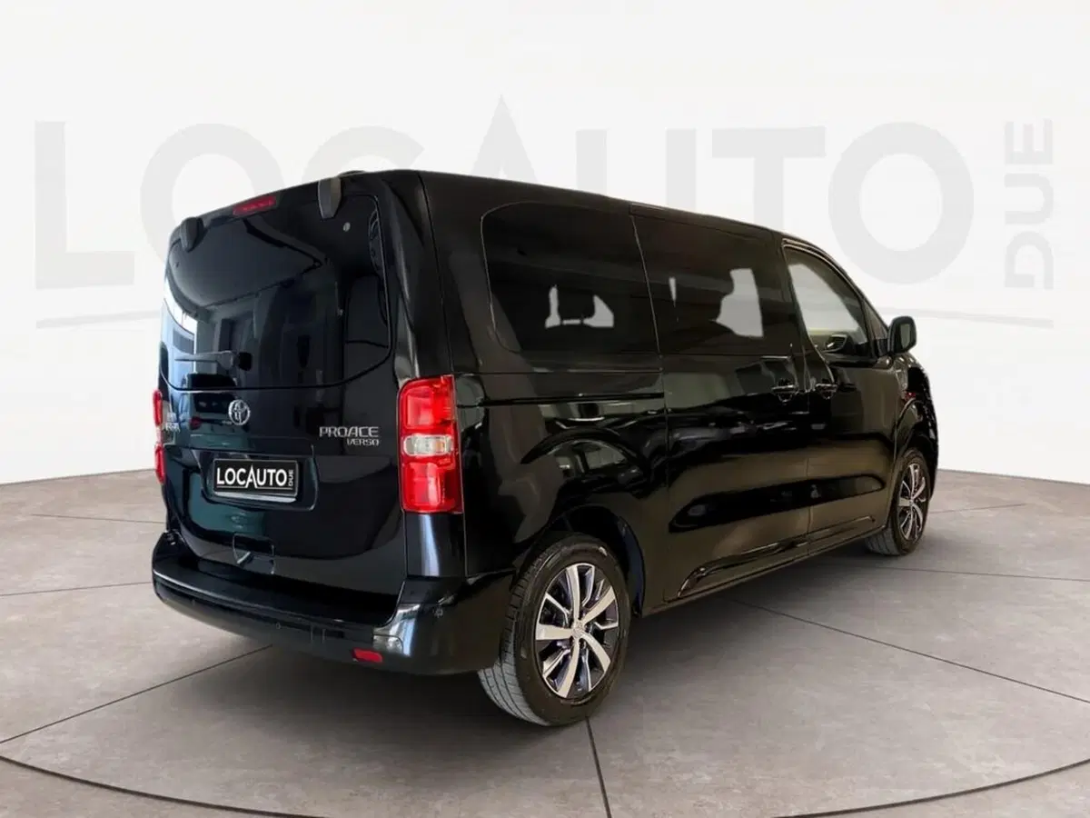 Toyota Proace Verso usata a Torino (4)
