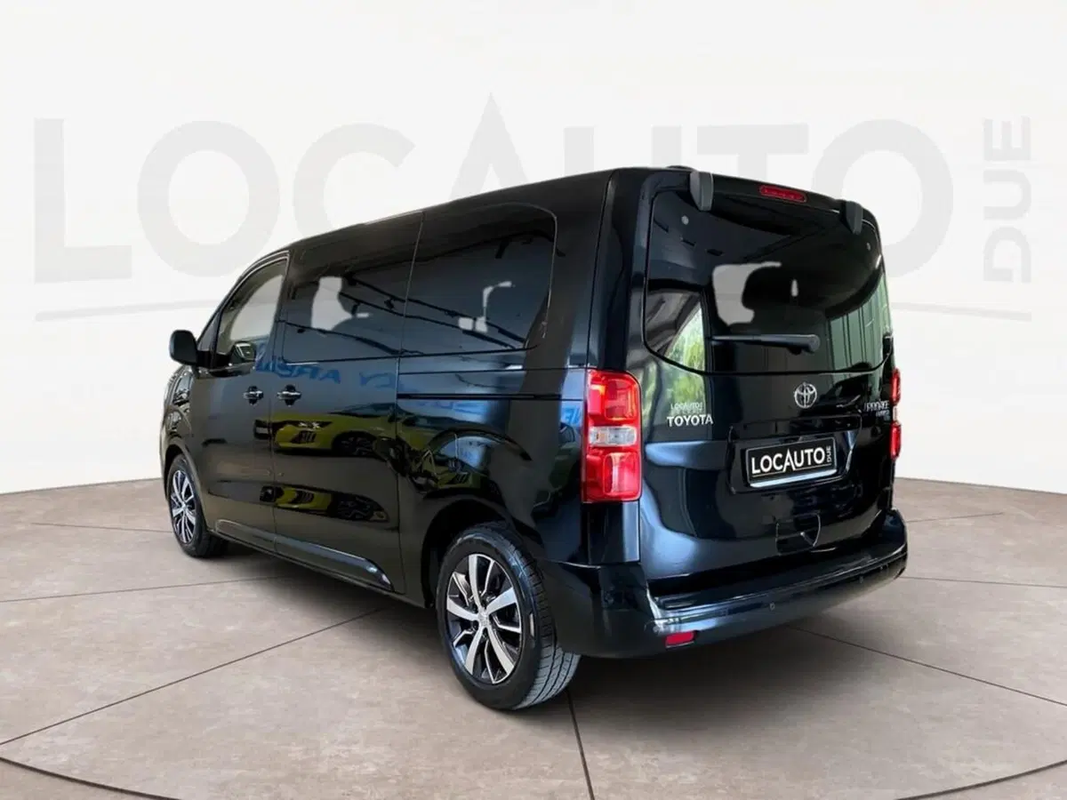 Toyota Proace Verso usata a Torino (5)