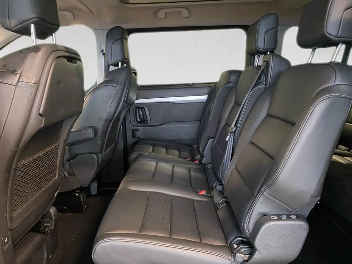 Toyota Proace Verso usata a Torino (8)