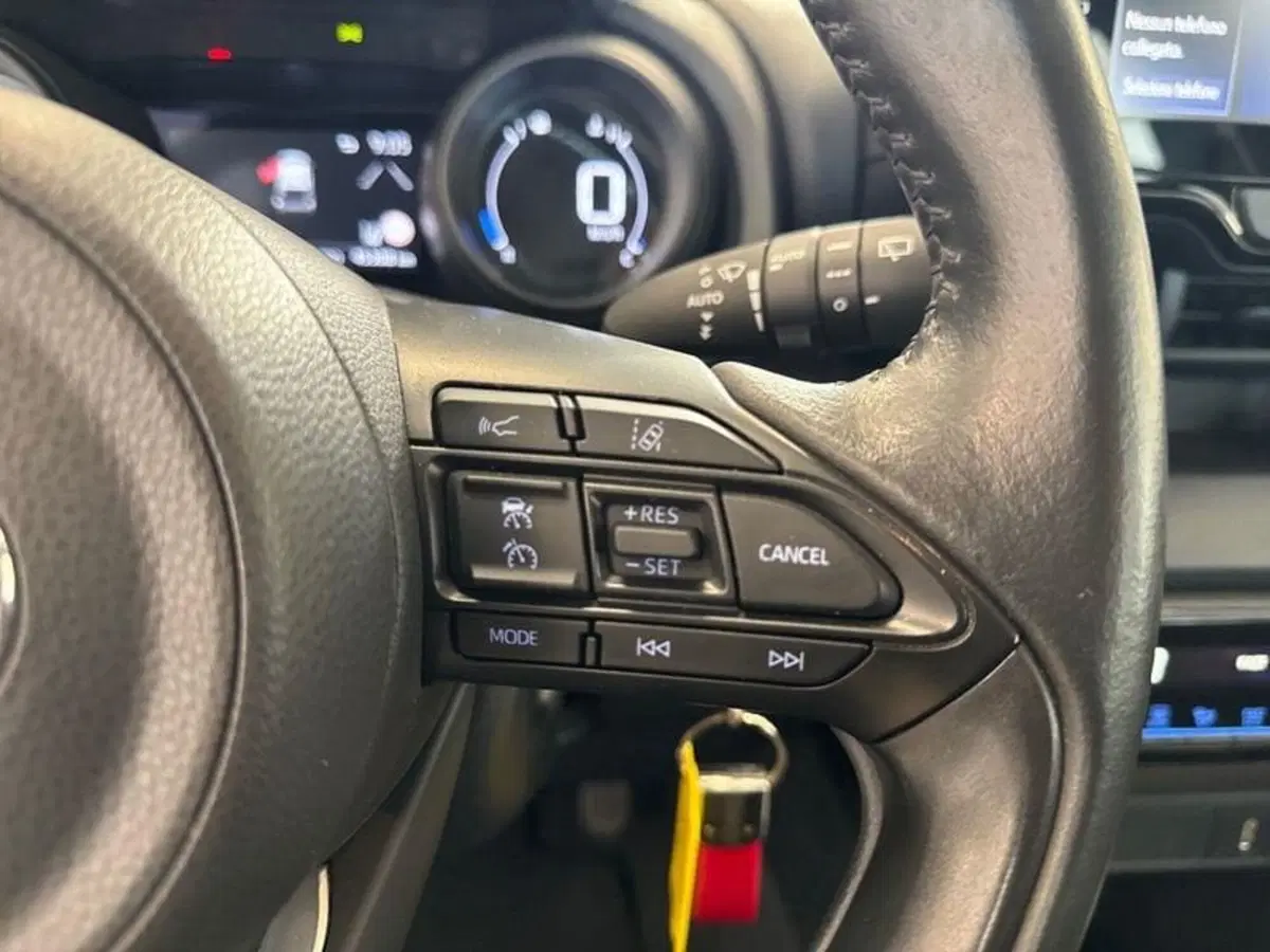 Toyota Yaris usata a Prato (14)