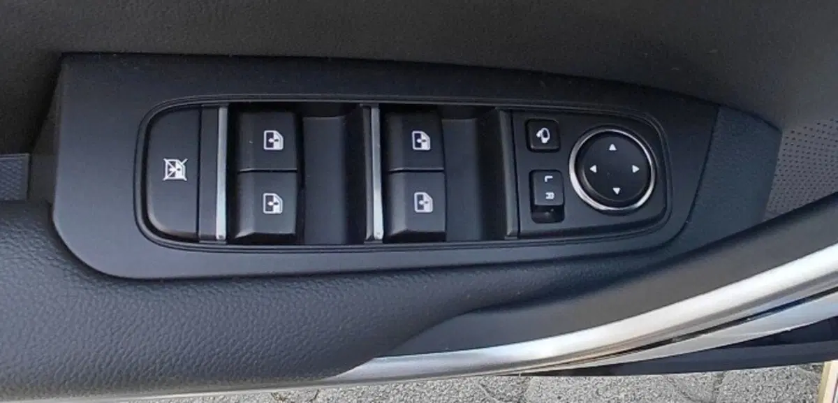 Kia XCeed nuova a Cosenza (13)