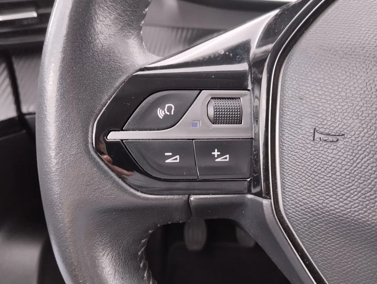 Peugeot 2008 usata a Asti (8)