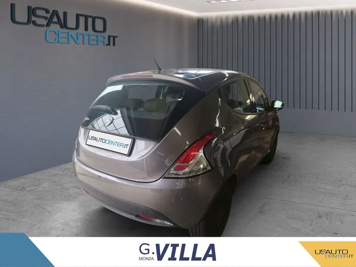 Lancia Ypsilon usata a Monza e Brianza (3)
