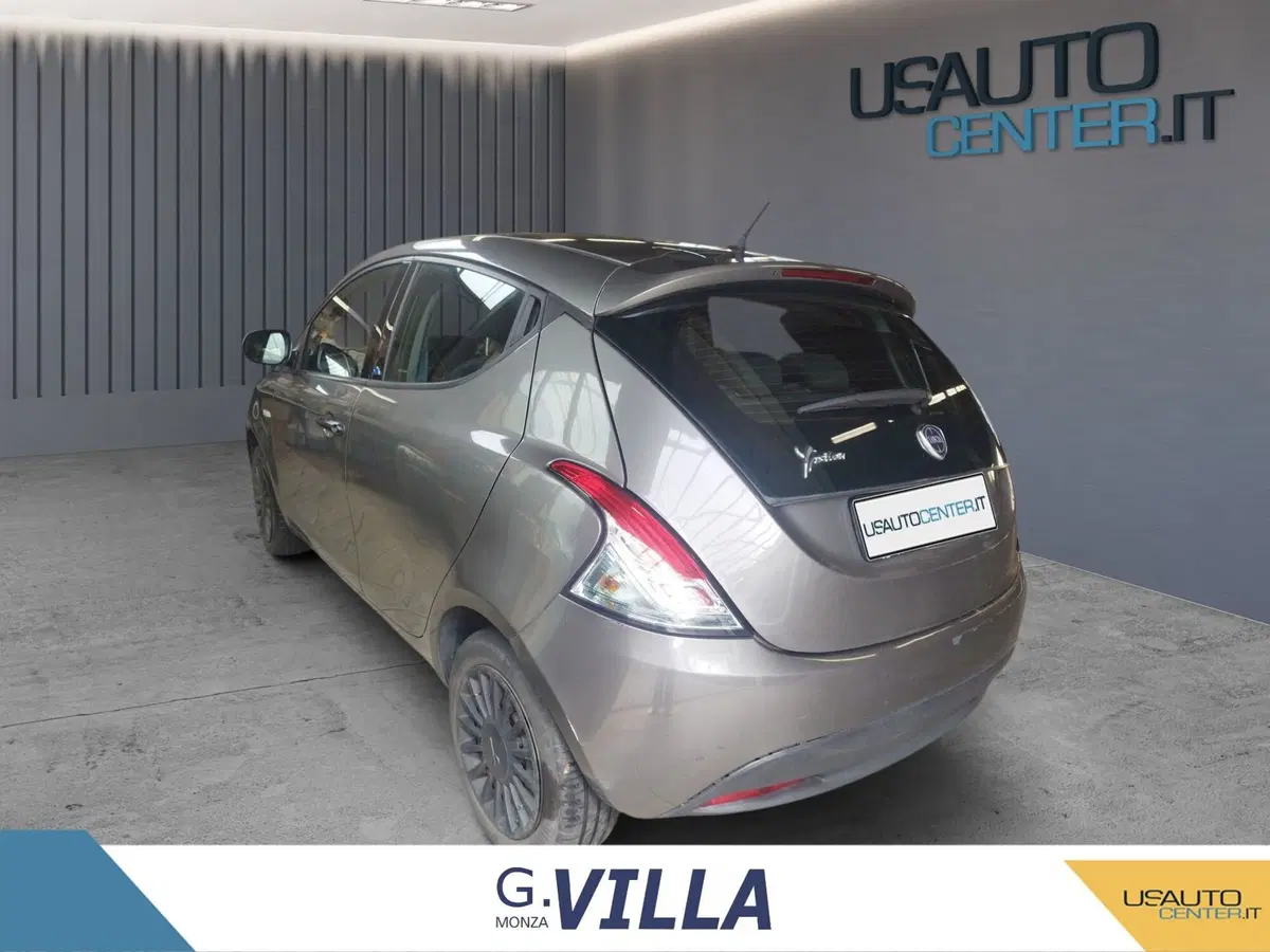Lancia Ypsilon usata a Monza e Brianza (4)