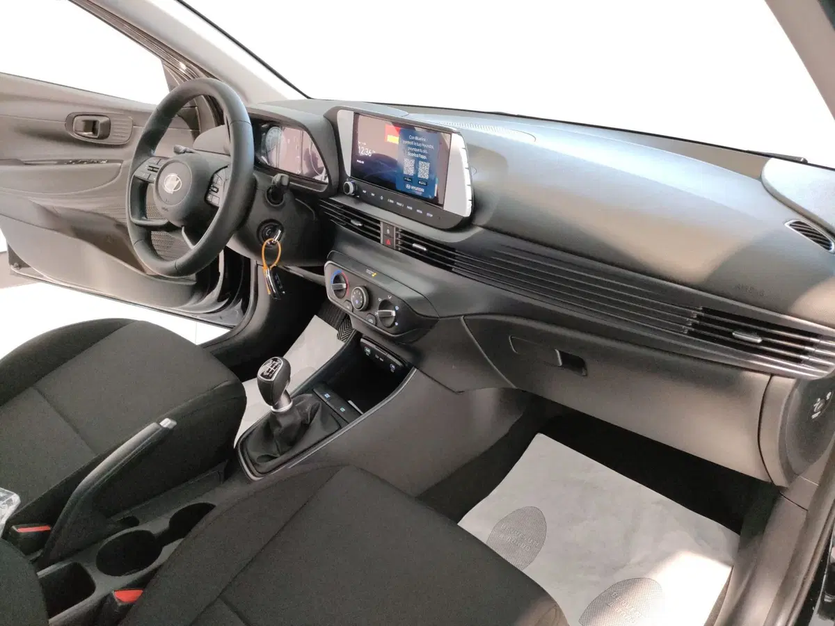 Hyundai i20 nuova a Teramo (12)