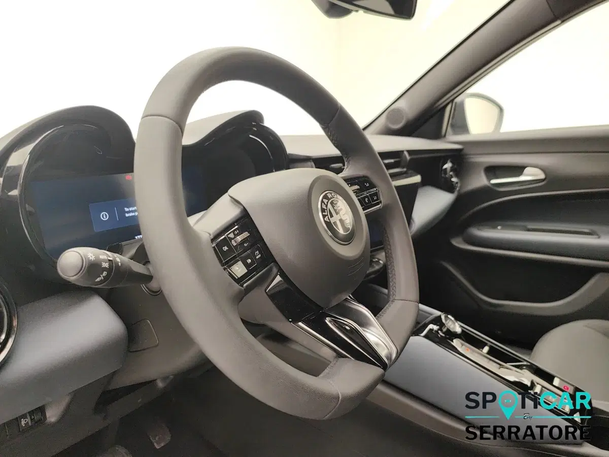 Alfa Romeo Junior usata a Como (9)