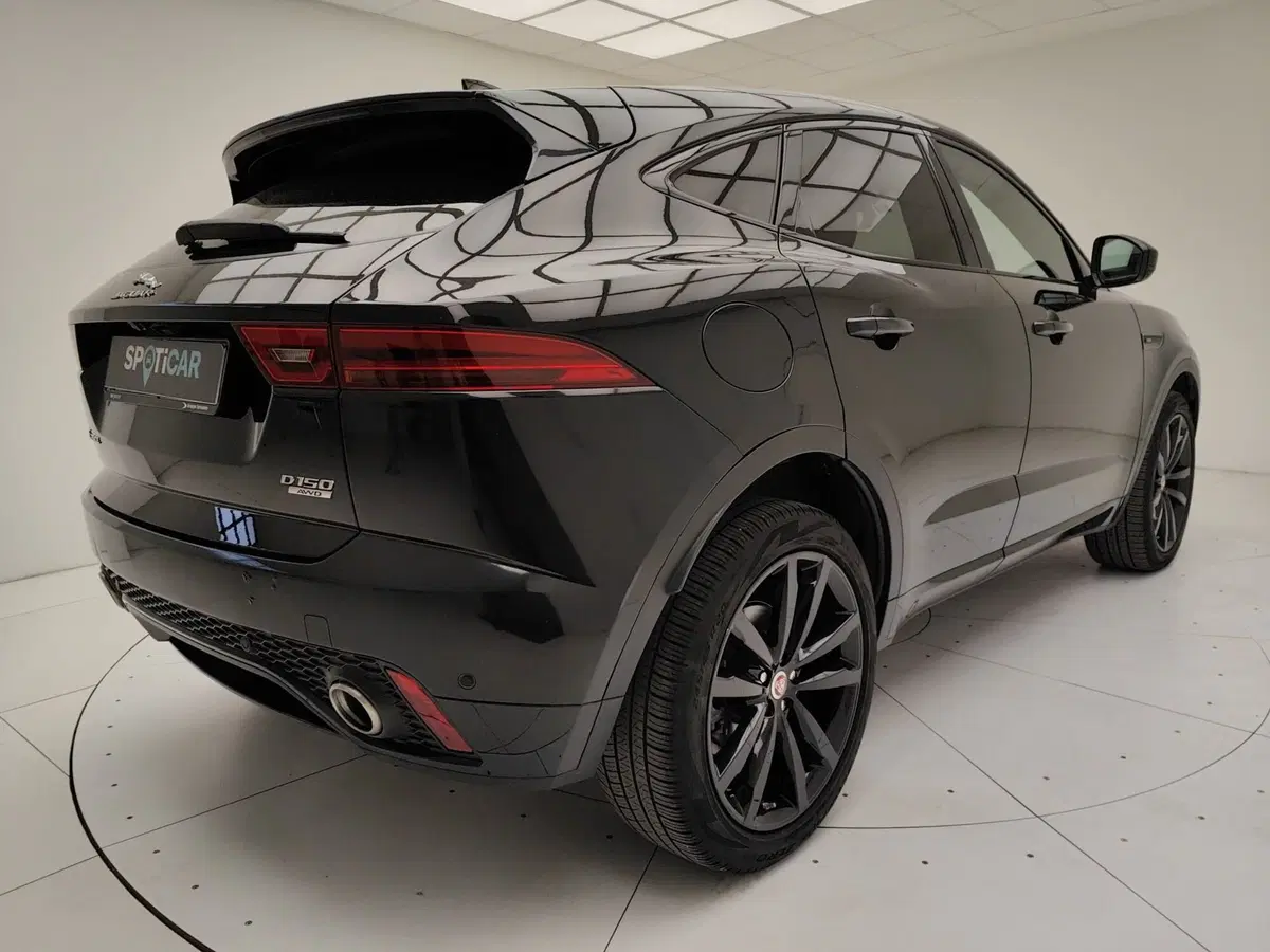 Jaguar E-Pace usata a Como (6)