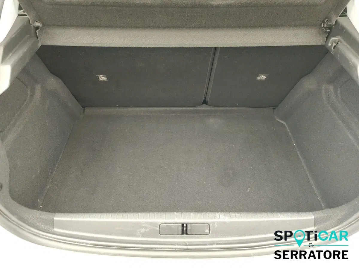 Opel Corsa usata a Como (17)