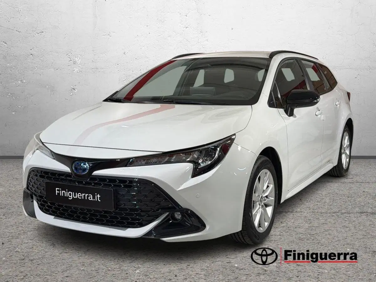 Toyota Corolla Touring Sports nuova a Lecco