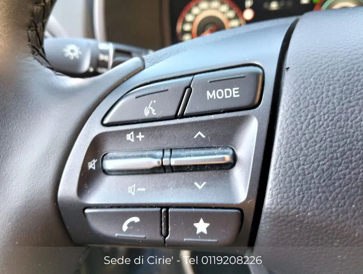 Hyundai Kona usata a Torino (13)