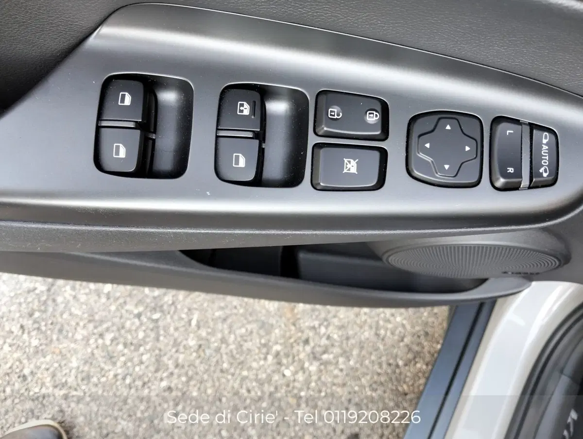 Hyundai Kona usata a Torino (18)