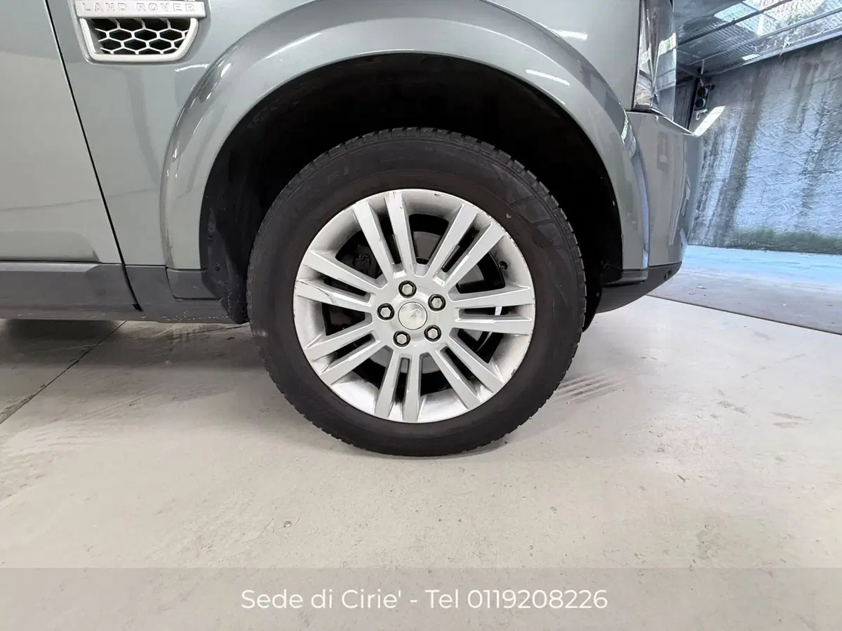 Land Rover Discovery usata a Torino (7)