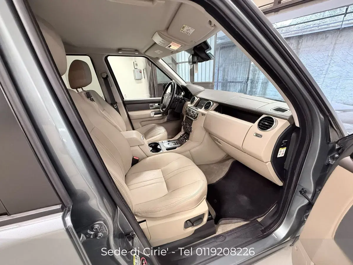 Land Rover Discovery usata a Torino (8)