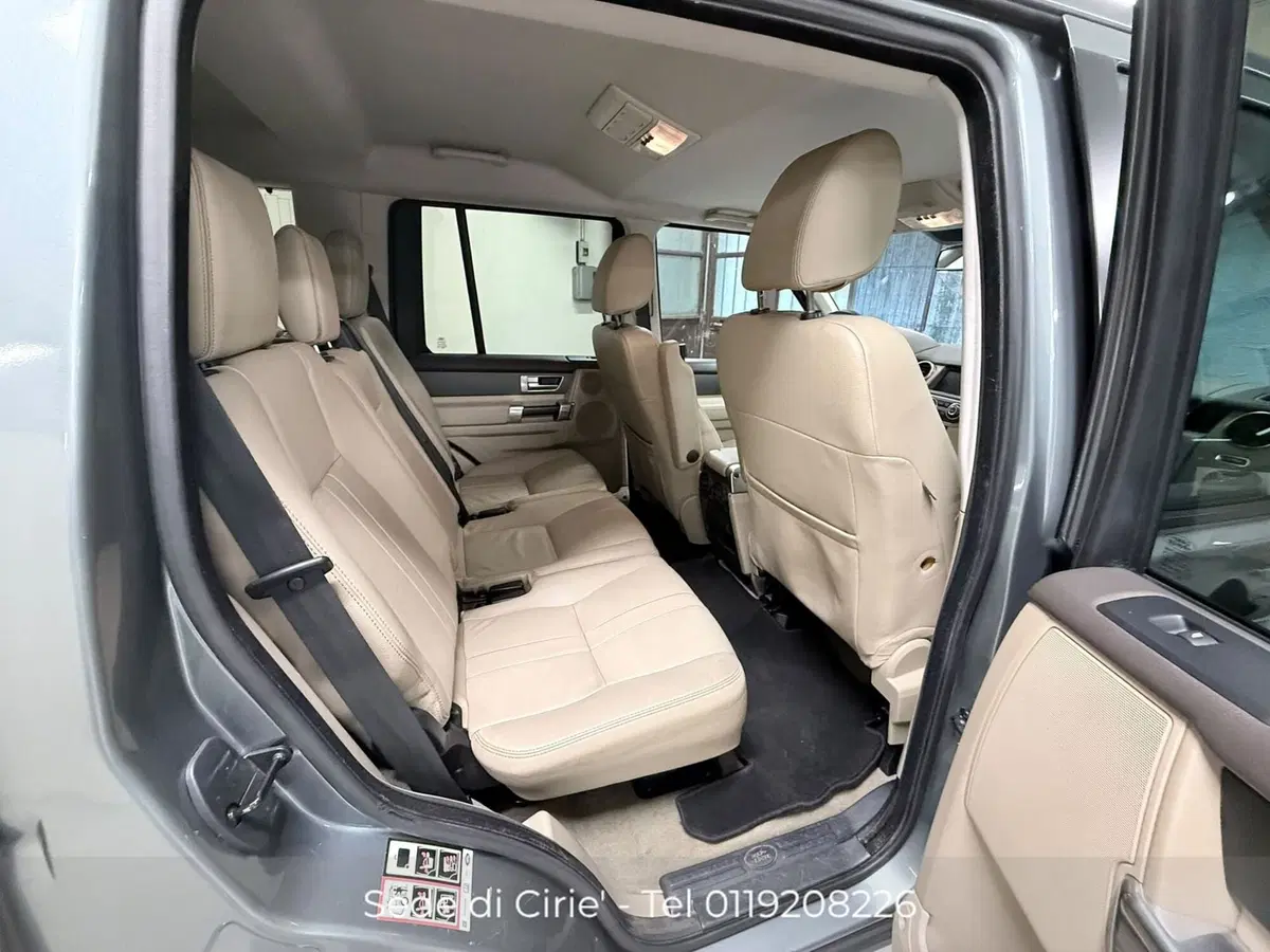 Land Rover Discovery usata a Torino (9)