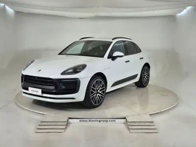 Porsche Macan 2.0 T 265cv pdk del 2023 usata a Settimo Torinese