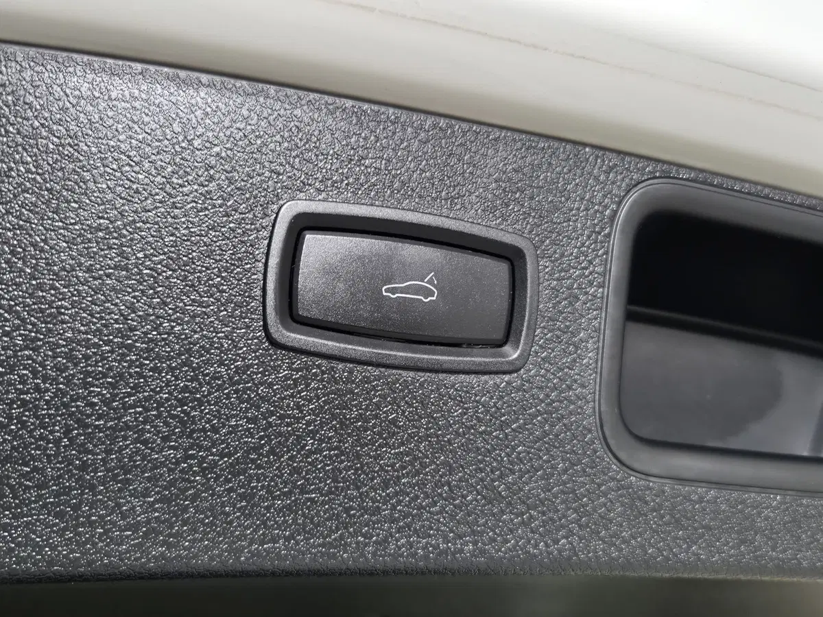 Porsche Macan usata a Torino (19)