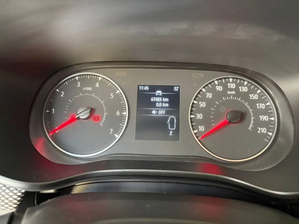 Dacia Sandero usata a Bergamo (11)
