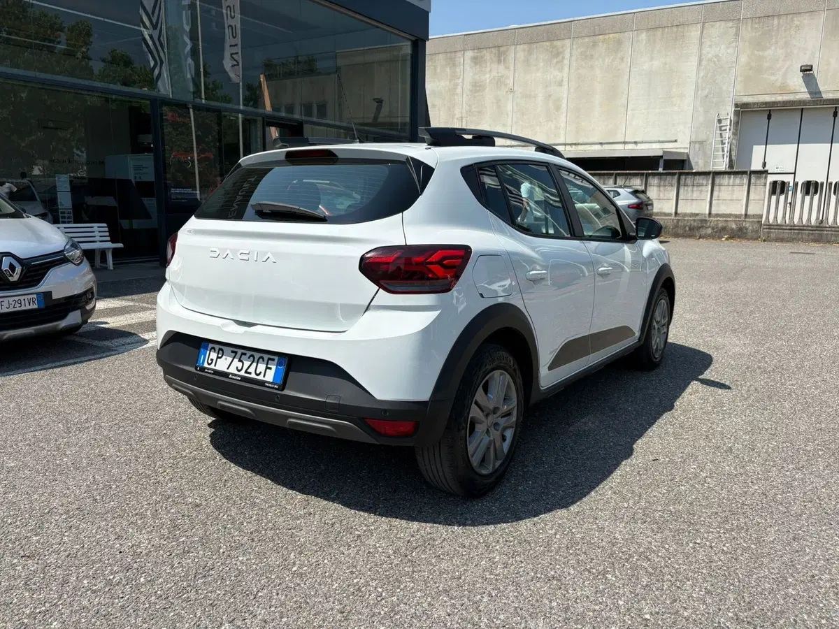 Dacia Sandero usata a Bergamo (2)