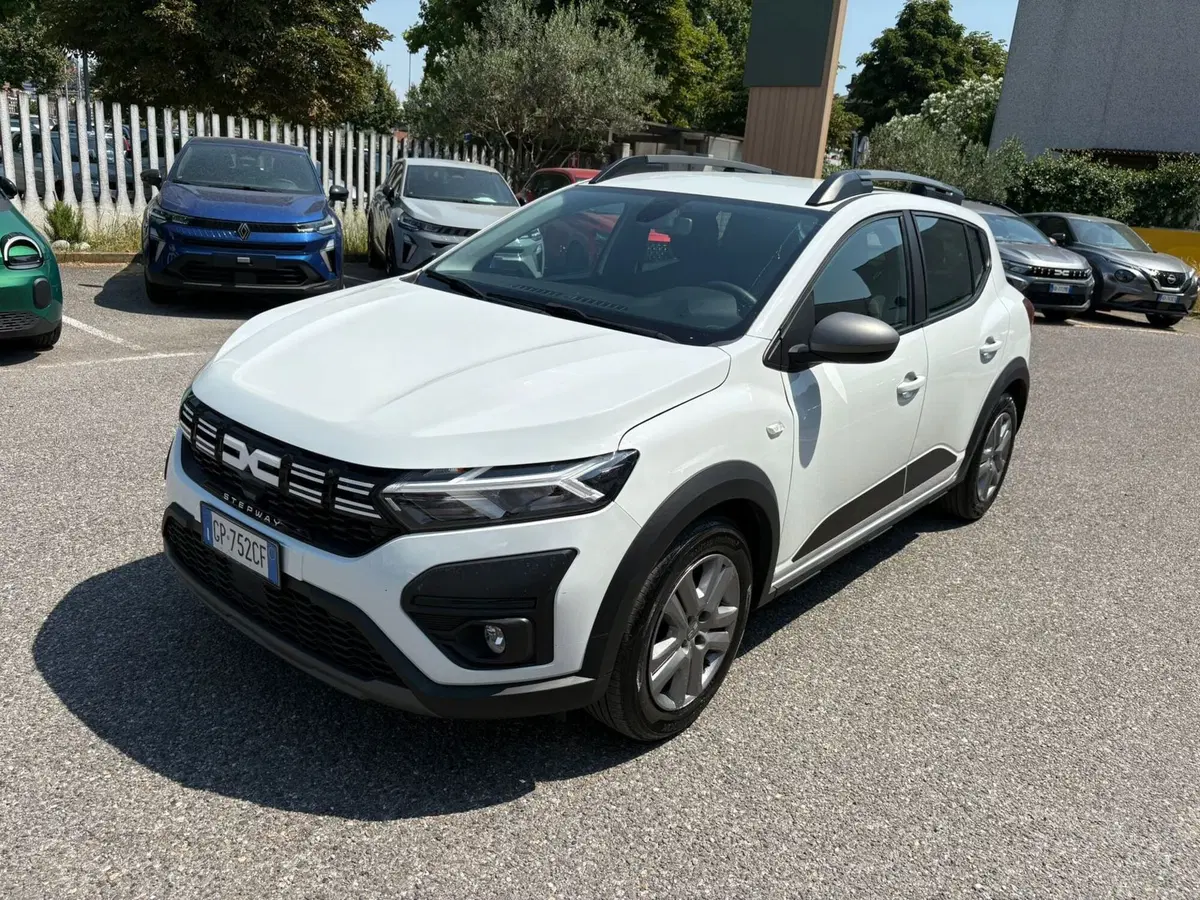 Dacia Sandero usata a Bergamo (4)