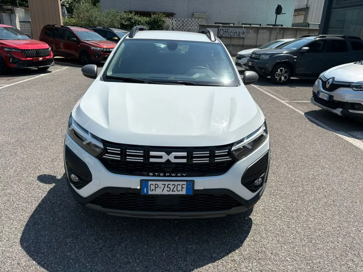 Dacia Sandero usata a Bergamo (7)