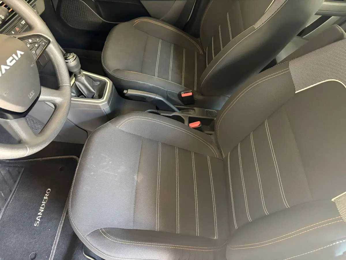 Dacia Sandero usata a Bergamo (9)