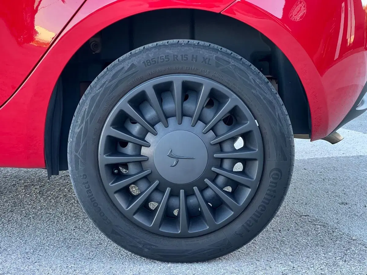 Lancia Ypsilon usata a Matera (11)