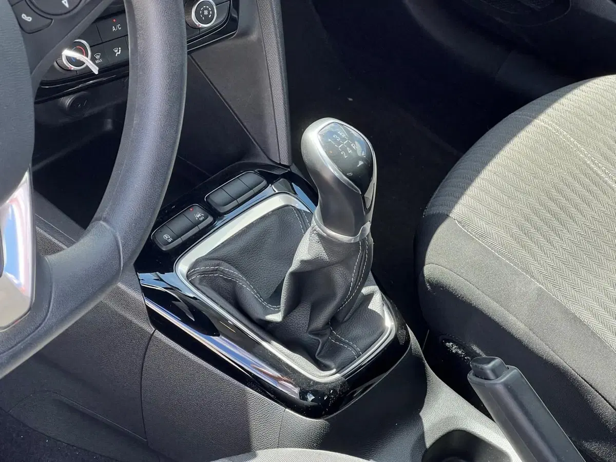 Opel Corsa usata a Matera (12)