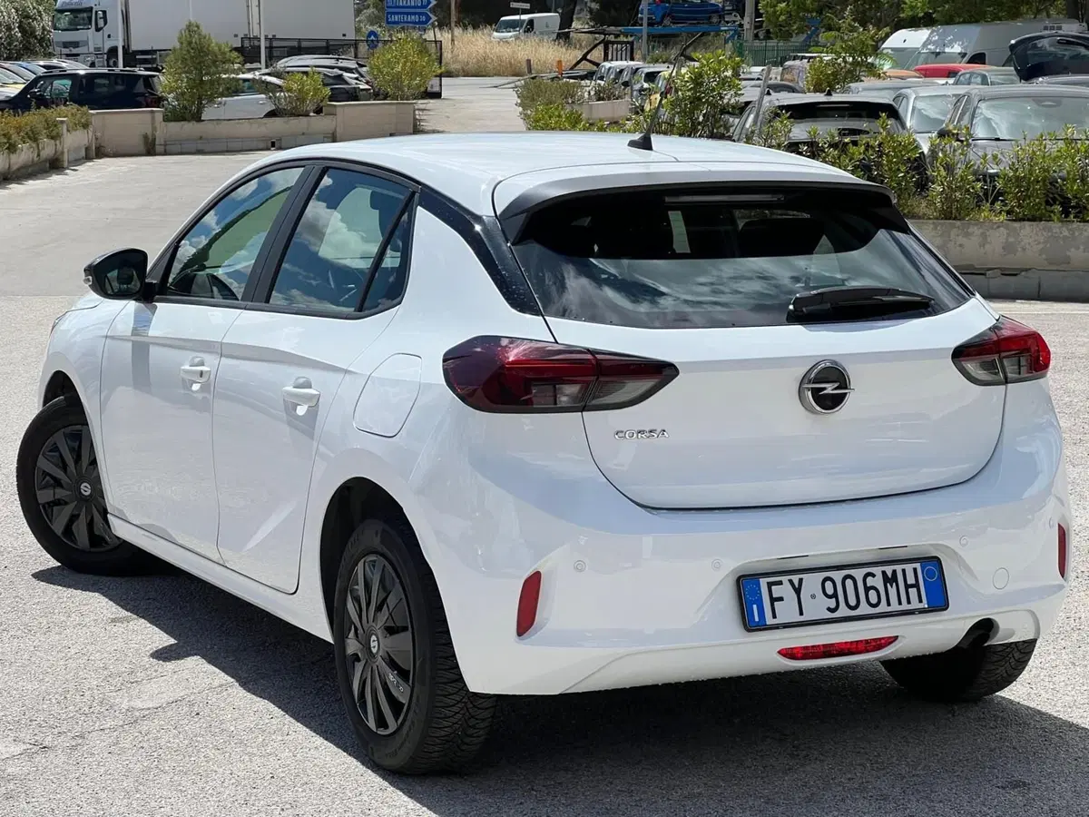 Opel Corsa usata a Matera (9)