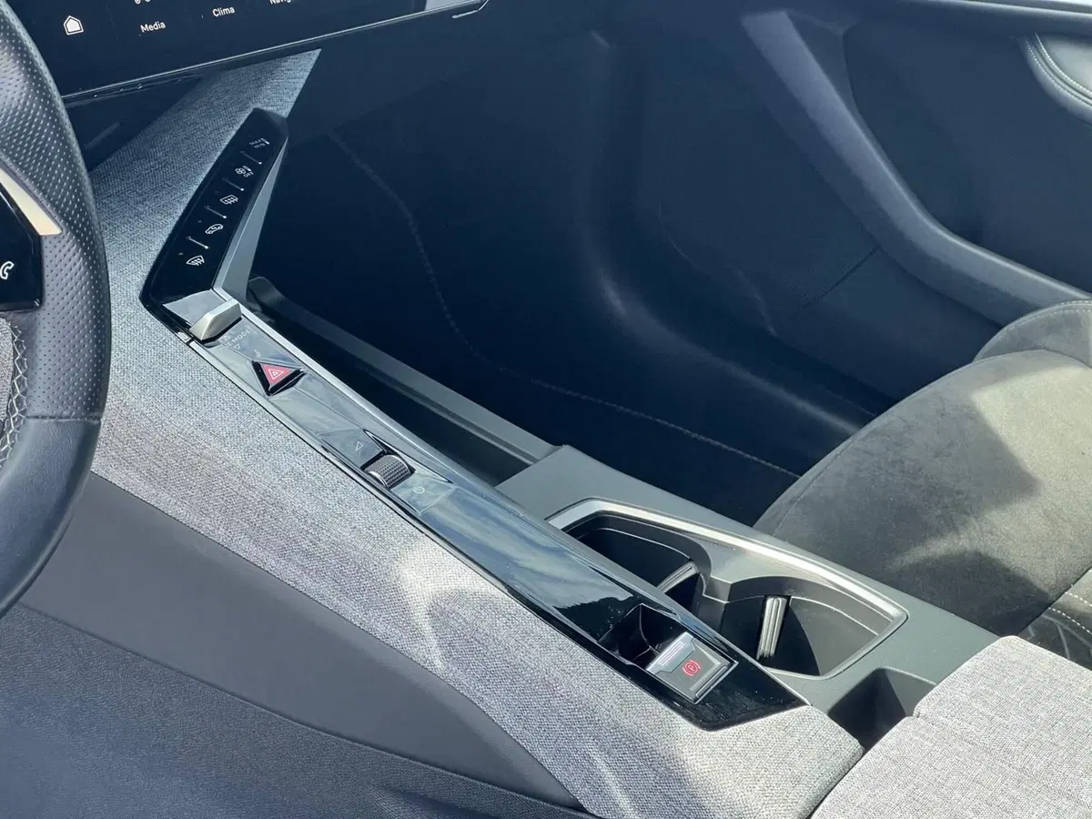 Peugeot 3008 usata a Matera (14)