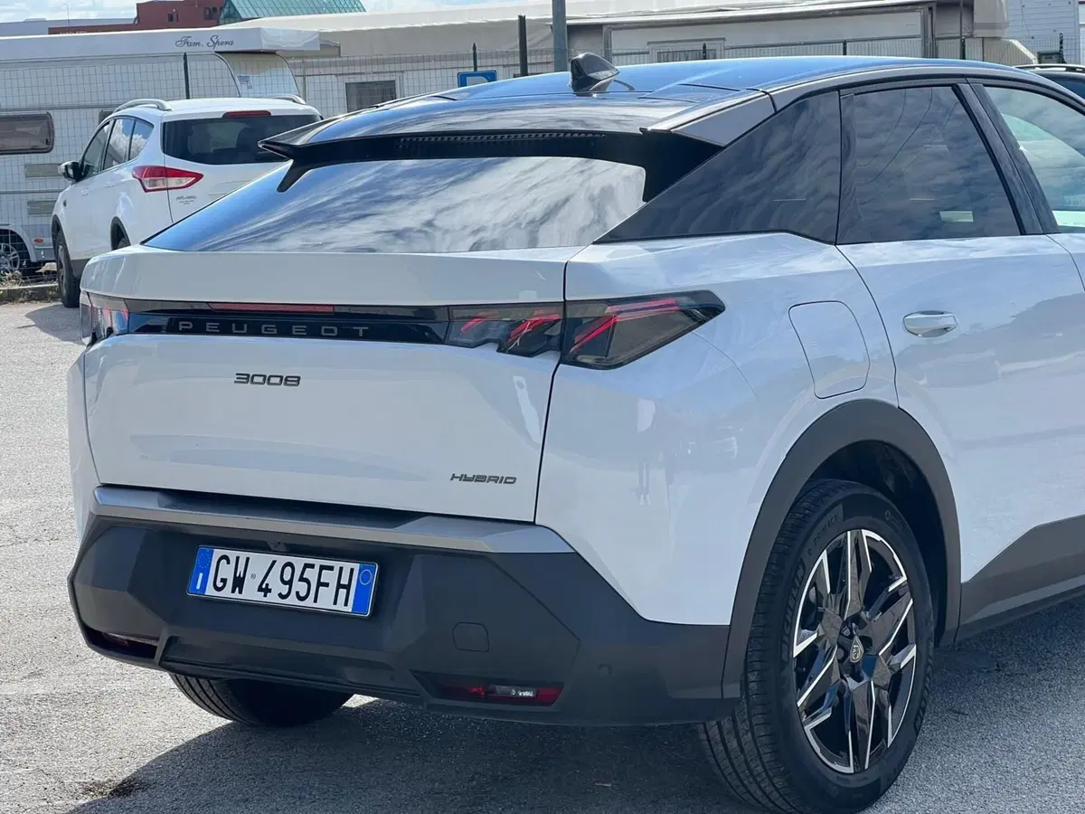 Peugeot 3008 usata a Matera (8)