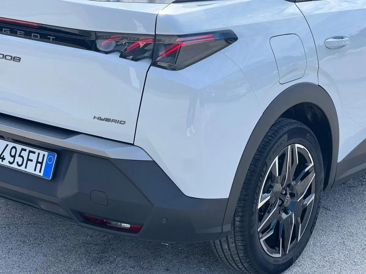 Peugeot 3008 usata a Matera (9)