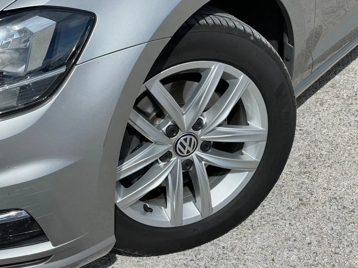 Volkswagen Golf Variant usata a Matera (5)