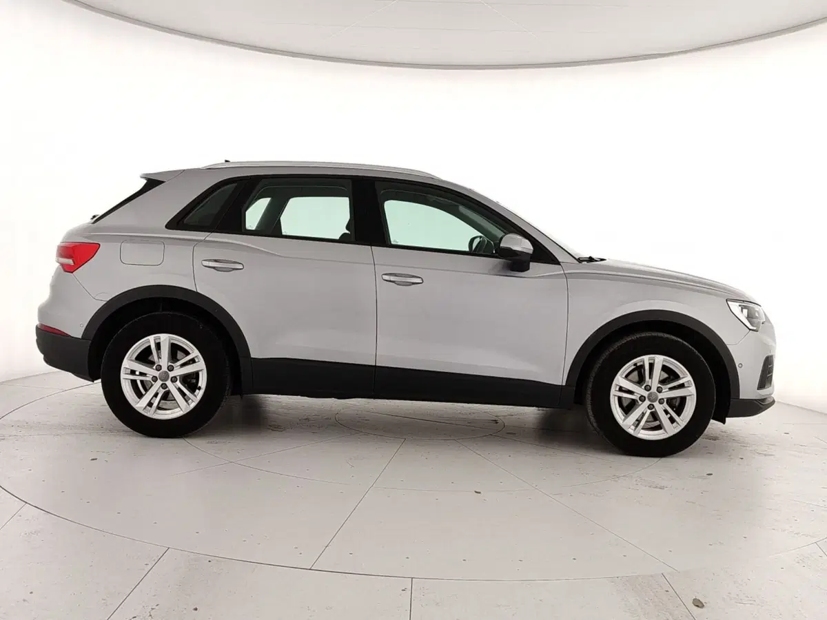 Audi Q3 usata a Caserta (7)